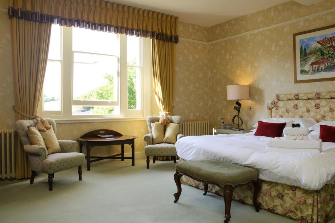 Bed and Breakfast Aylworth Manor Naunton Exteriér fotografie