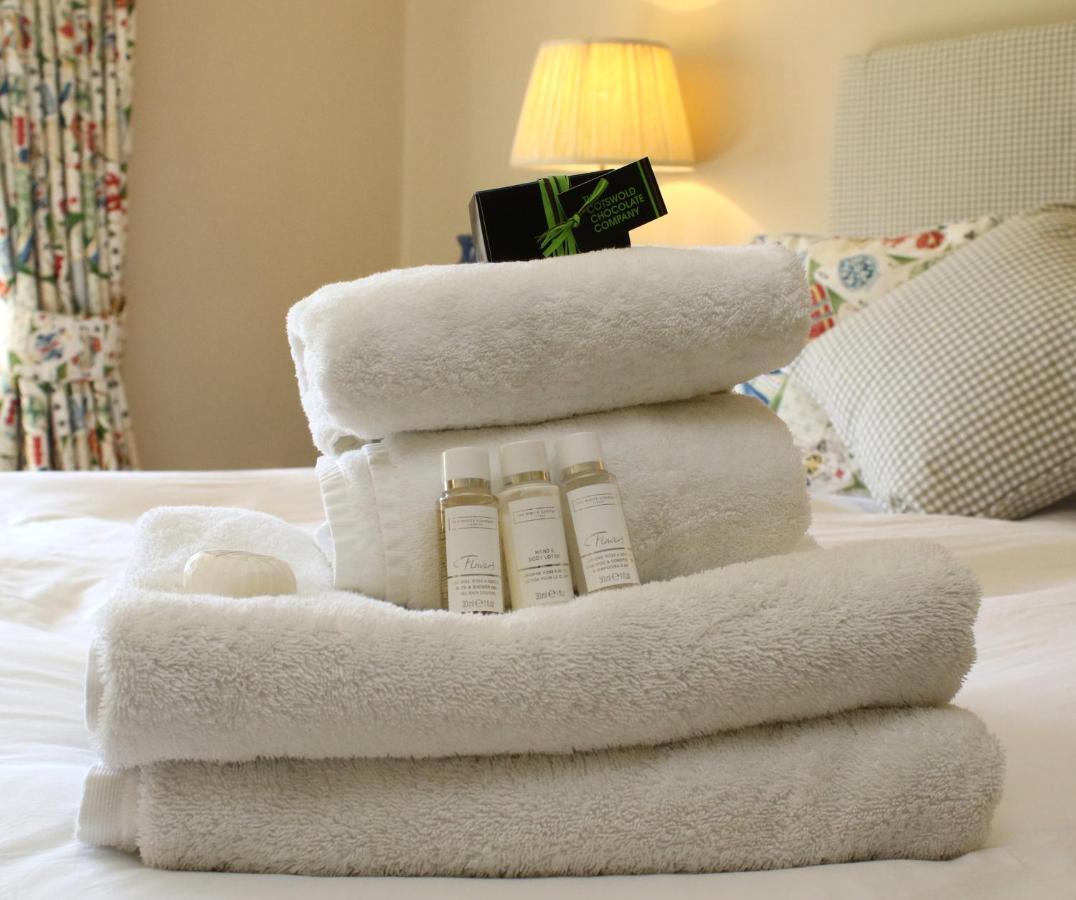 Bed and Breakfast Aylworth Manor Naunton Exteriér fotografie